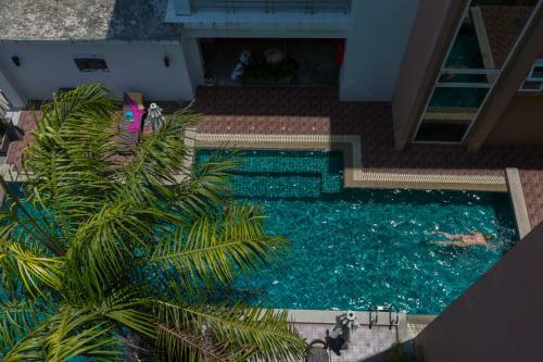 619 2 Bedrooms 2 Bathrooms 1 Km Walk To Beach