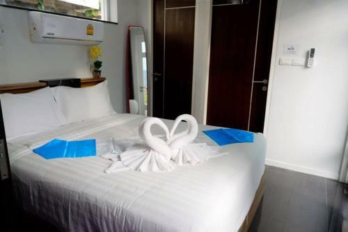 Brand New Villa With Pool And Jacuzzi In Patong
