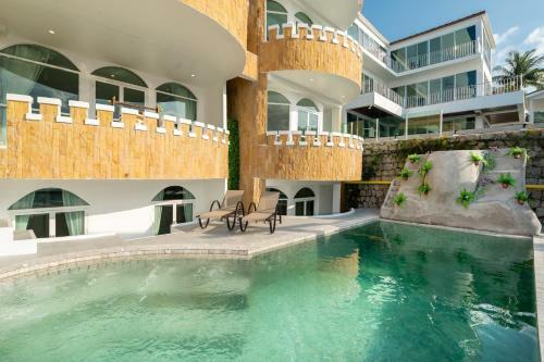 Exclusive Castle Villa With Two Pools+gym+cinema Patong