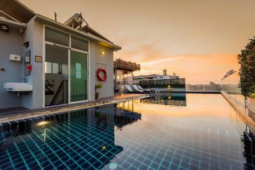 Hallo Patong Hotel