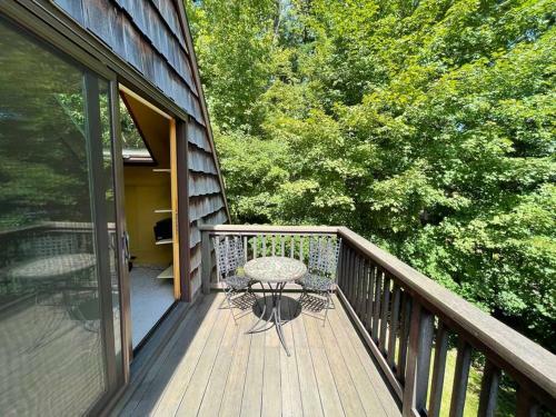 Mt. Carmel Getaway On Sleeping Giant W/ Swim Spa