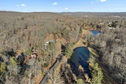 Mt. Carmel Getaway On Sleeping Giant W/ Swim Spa