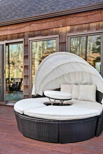 Mt. Carmel Getaway On Sleeping Giant W/ Swim Spa
