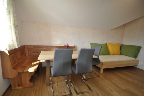 Apartamento Ferienwohnungen Holzidylle