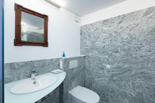 Hostal Business Apartment