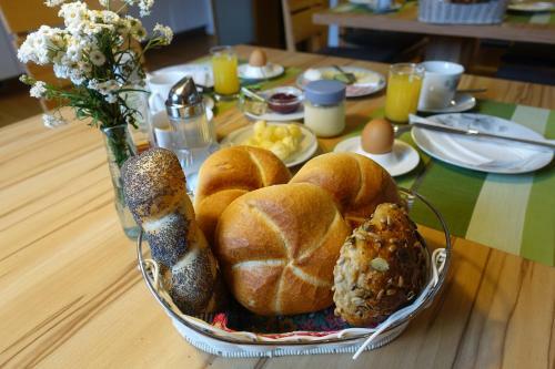 Hostal Pension Haus Romy