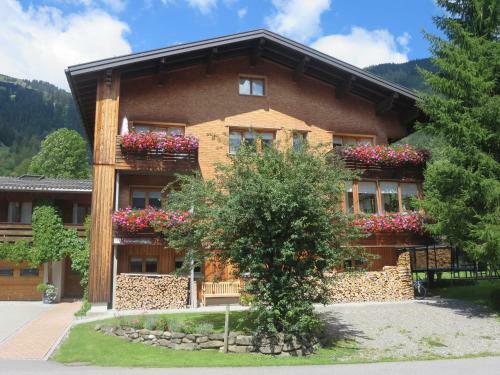 Apartamento Haus Manser
