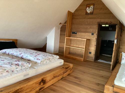 Gastkeusche H�ss