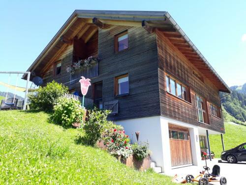 Hostal Haus Erna Schoppernau