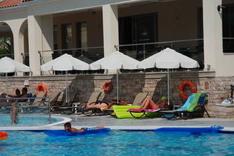 Hotel Letsos