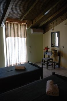 Hotel Letsos