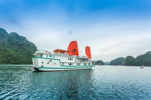 L'azalee Cruise Halong