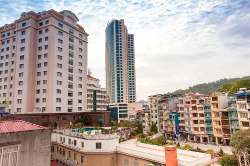 Alex Hotel