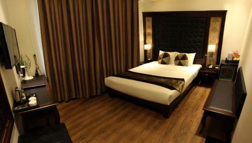 City Bay Palace Hotel