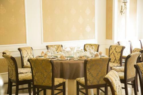 City Bay Palace Hotel