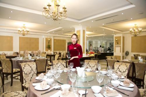 City Bay Palace Hotel