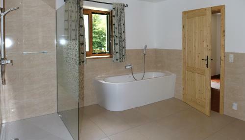 Apartamento Ferienwohnungen Uriwang - Urlaub Im Gr�nen