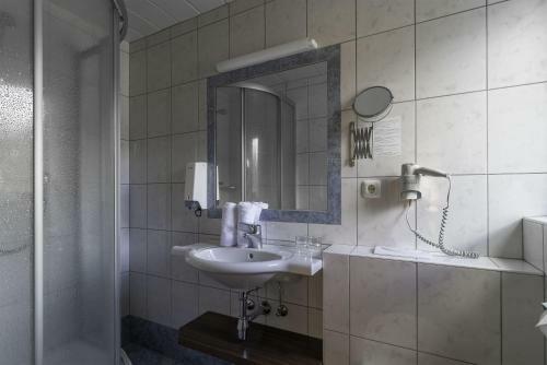 Hotel Enzian Paznaun