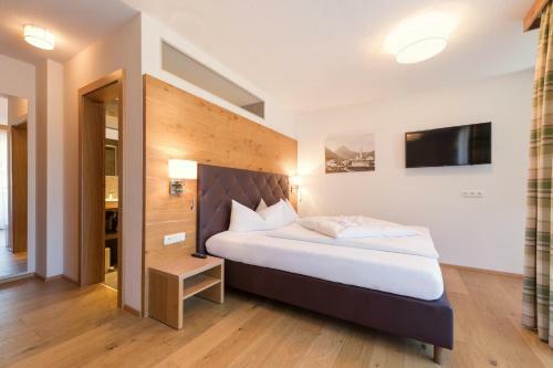 Hotel Enzian Paznaun