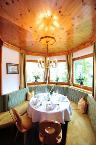 Hotel Enzian Paznaun