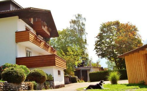 Apartamento Haus Tisch