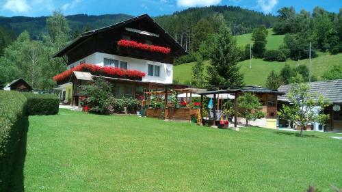 Apartamento Ferienwohnungen Strasser