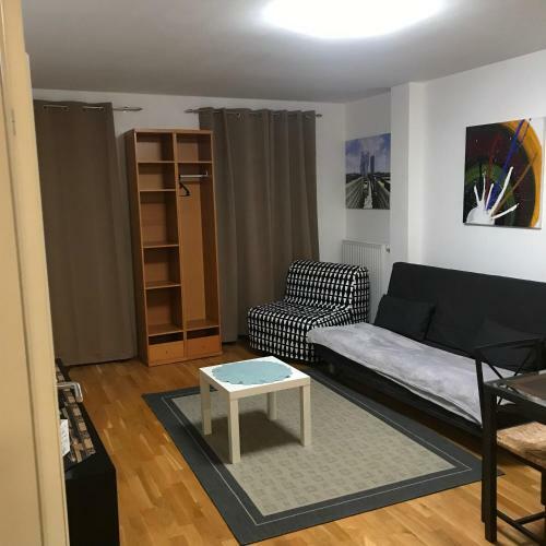 Lg Lovely Apartment