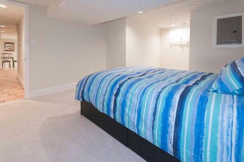 Apartamento Cathedral Charmer--2 Br English Basement, With Garden Access