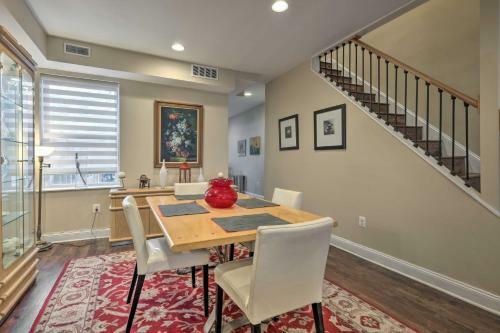 Pet-friendly Dc Townhome Walk To Noma Metro!