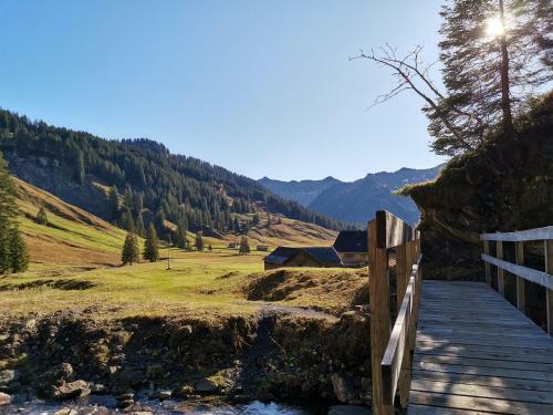 Ferienhaus Bergfrieden Laterns Auf 1.170 M