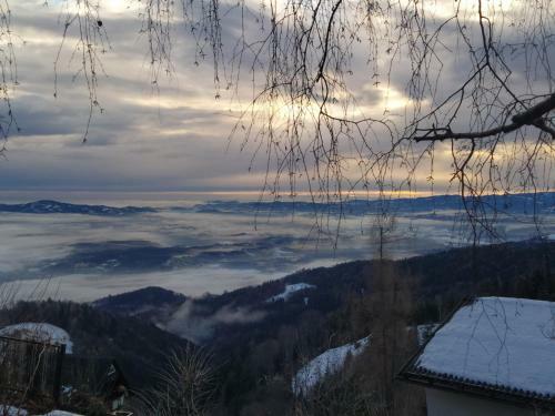 Hostal Alban Berg Villa