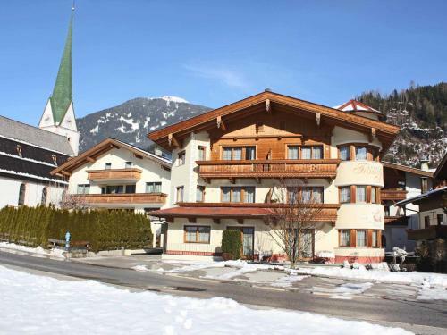 Welcoming Apartment In Kaltenbach With Sauna