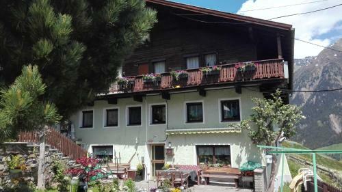 Hostal Pension Gr�nwald