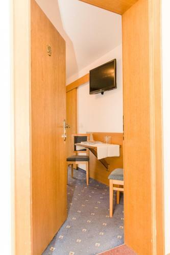 Hostal G�stehaus Anneliese