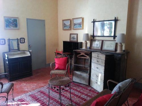 Haute-garonne B&B In An 18th-century House