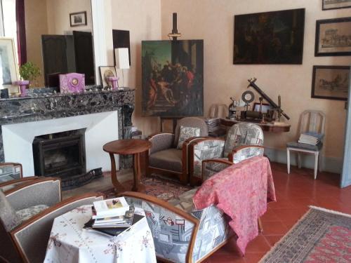 Haute-garonne B&B In An 18th-century House
