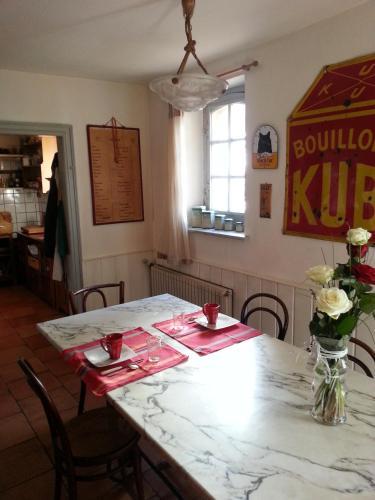 Haute-garonne B&B In An 18th-century House