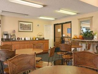 Hotel Super 8 Escondido