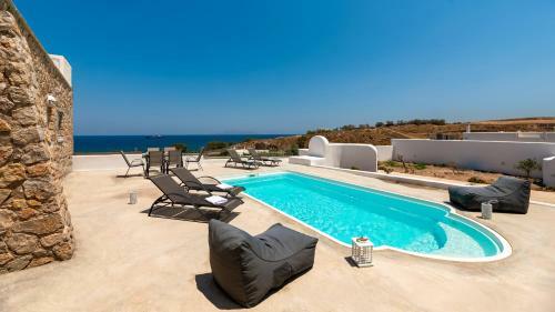Villa Waves