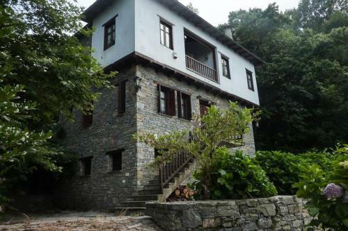 Villa Phoevos' Residence