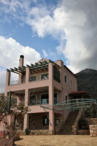 Wonderful Seaside Residence