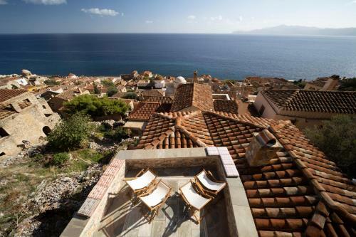 Villa Victoria's House In Monemvasia Castle