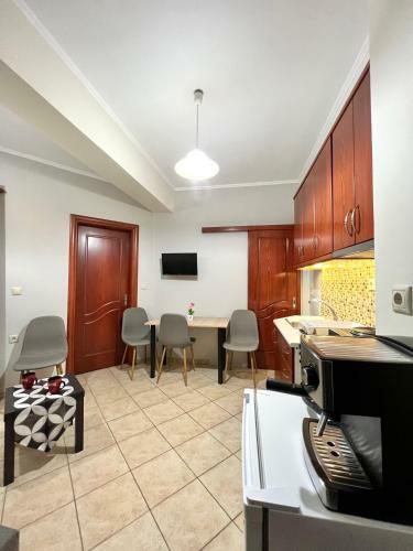 Ecco Apartments