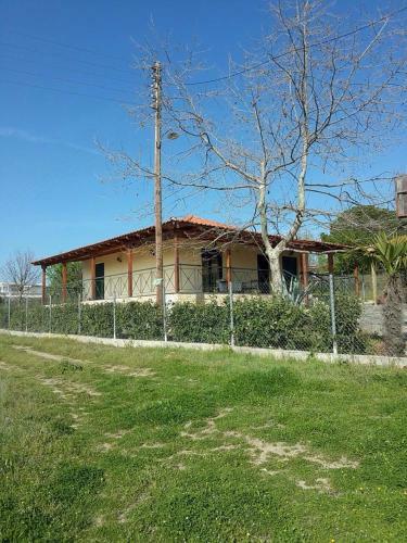 Lefter's Cottege