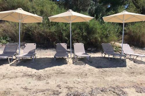 Luna Villa Private Beach