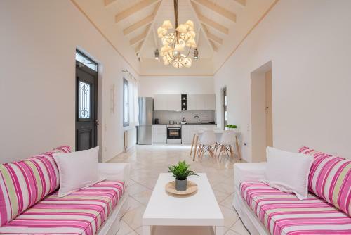 Apartamento Topalidi`s Home
