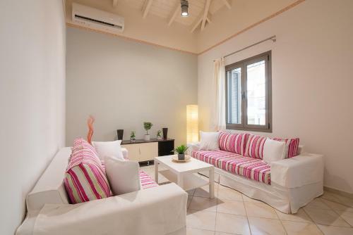 Apartamento Topalidi`s Home