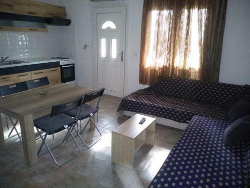 Blue Moon Apartments