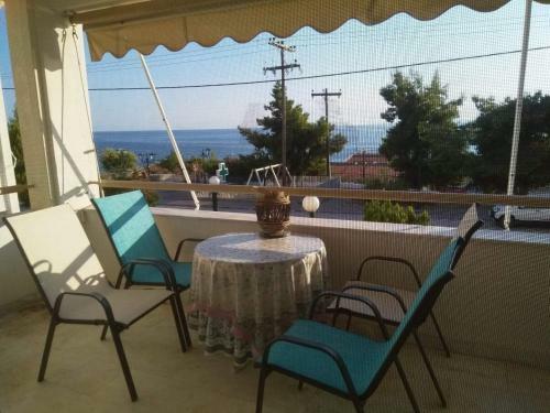 Seaview To Olympus, Sunny, Cosy Apartment