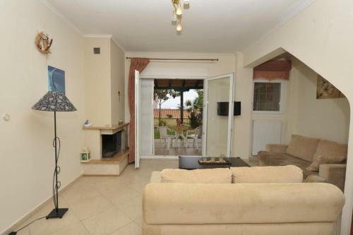 Aiolos Home